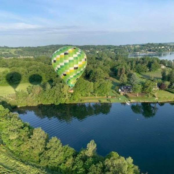 De Salles Curan à Villefranche de Panat en montgolfière